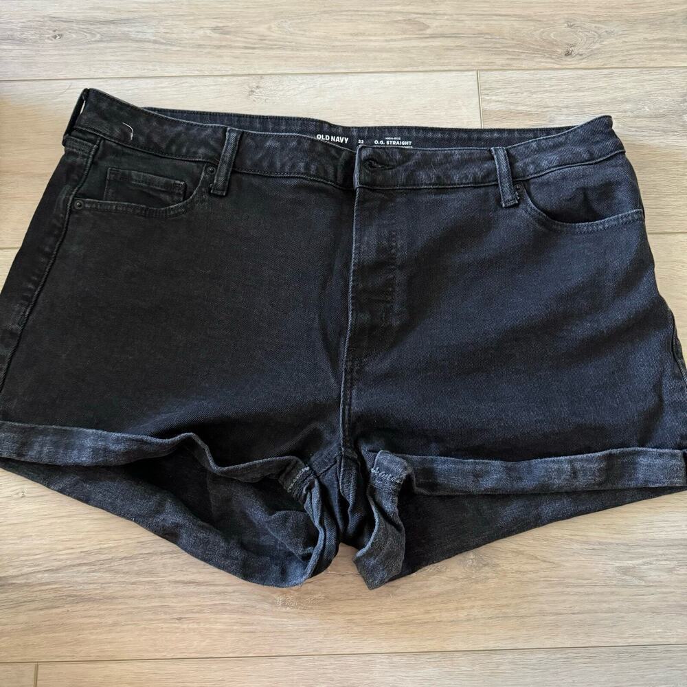 Old Navy High Rise O.G. Straight Shorts Secret Smooth Pockets Womens Size 22